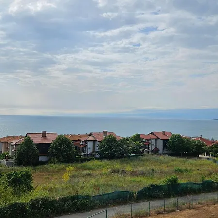 High In The Sky Apartman *